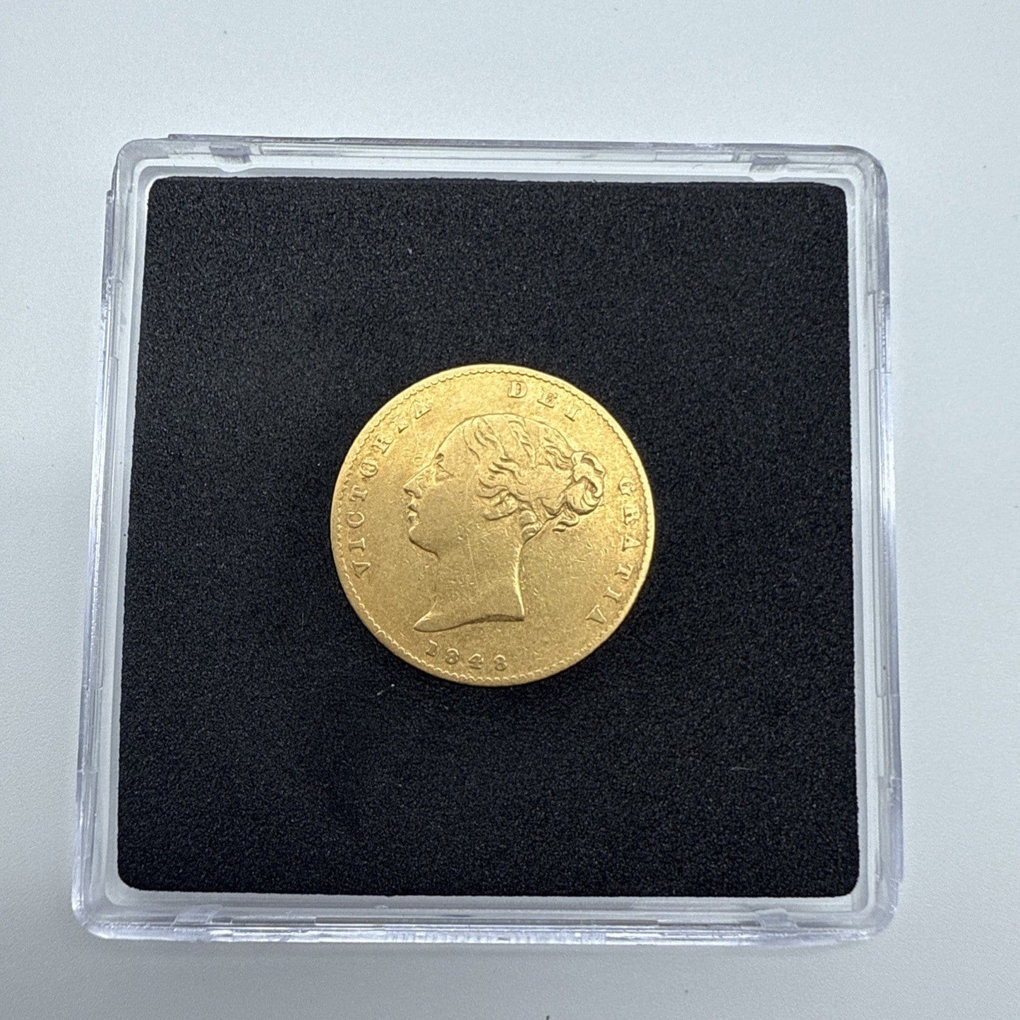 Exclusive Coins 1848 Queen Victoria Shield Reverse Young Head Half Sovereign