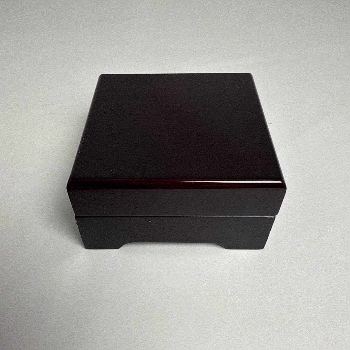 Exclusive Coins 1884 Melbourne Queen Victoria Young Head Full Gold Sovereign 22k