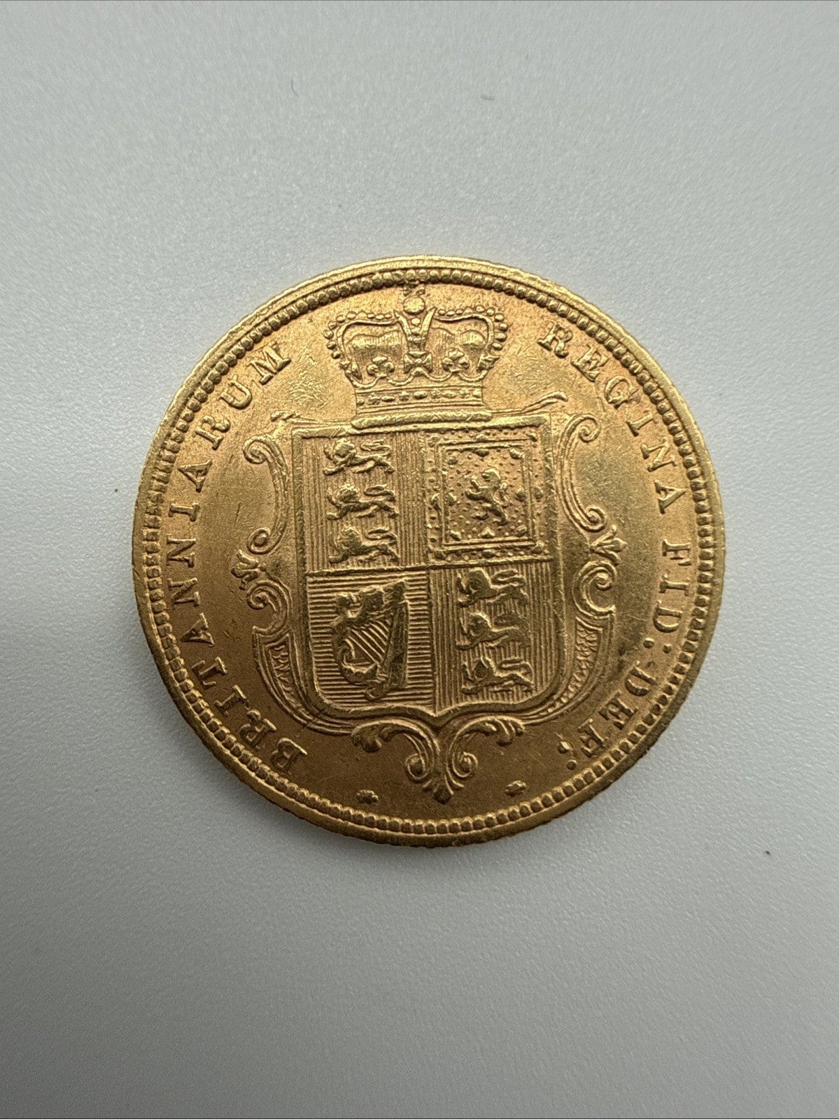 Exclusive Coins 1885 Queen Victoria Shield Reverse Half Sovereign Young Head 22k