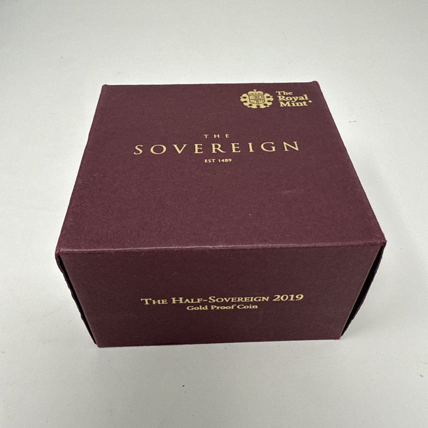Exclusive Coins 2019 Queen Elizabeth II Proof Half Sovereign Royal Mint 22k