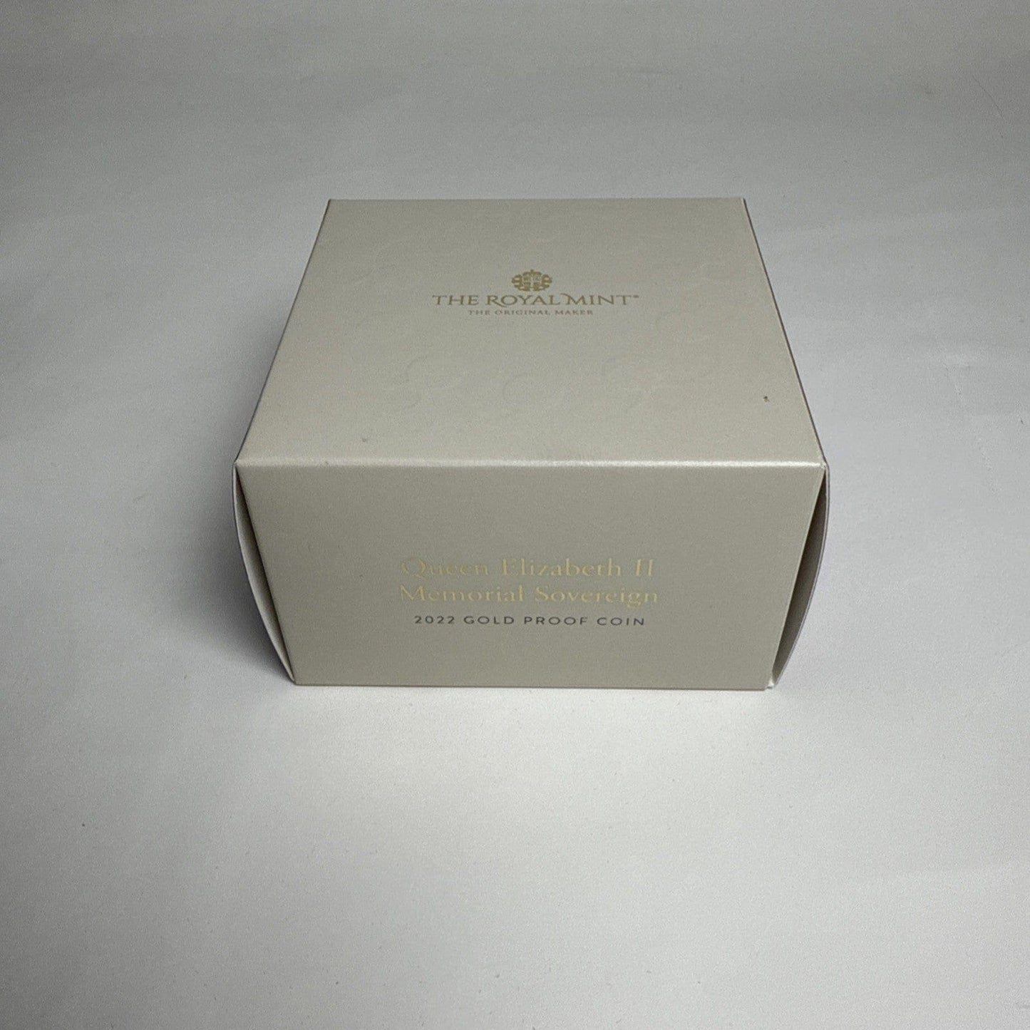 Exclusive Coins 2022 Memorial Queen Elizabeth II Proof Full Sovereign, Royal Mint As Struck