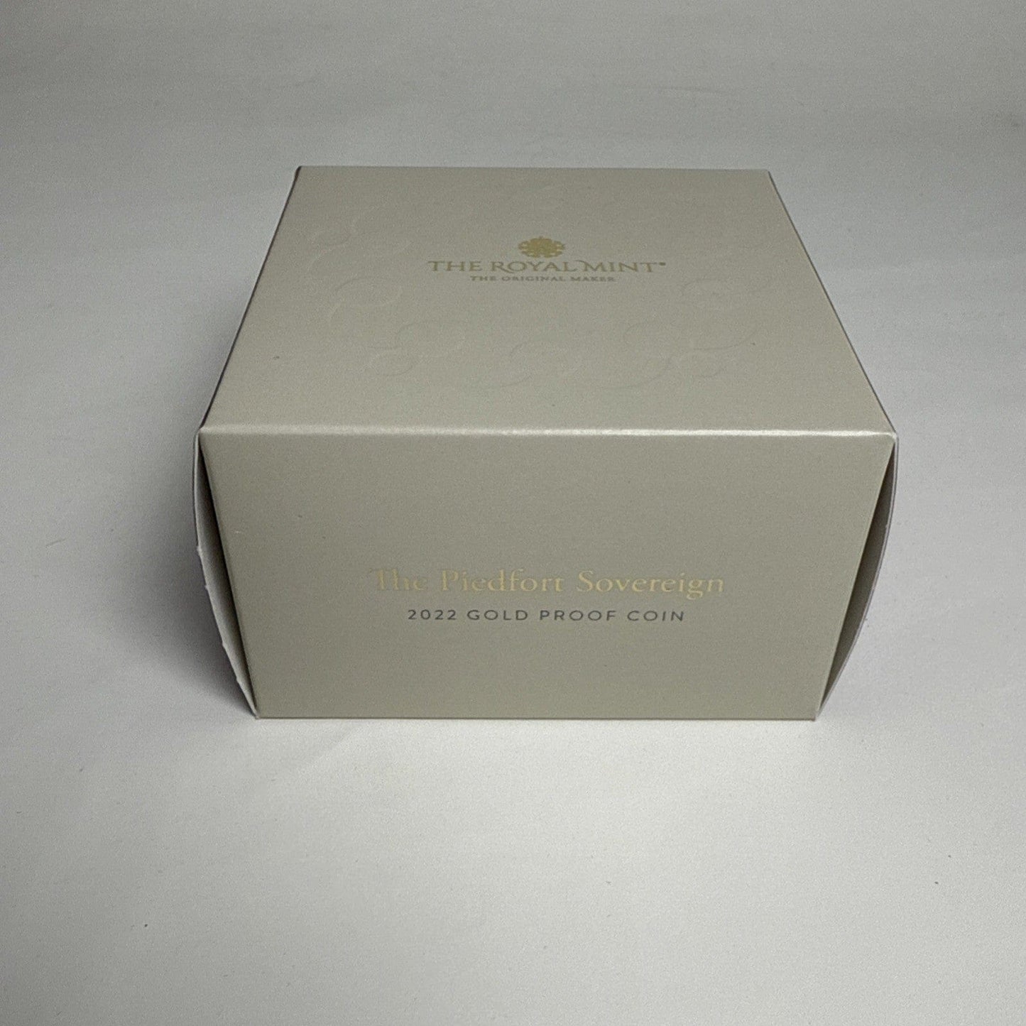 Exclusive Coins 2022 Queen Elizabeth II Platinum Jubilee Piedfort Full Gold Sovereign 15.98g 22k