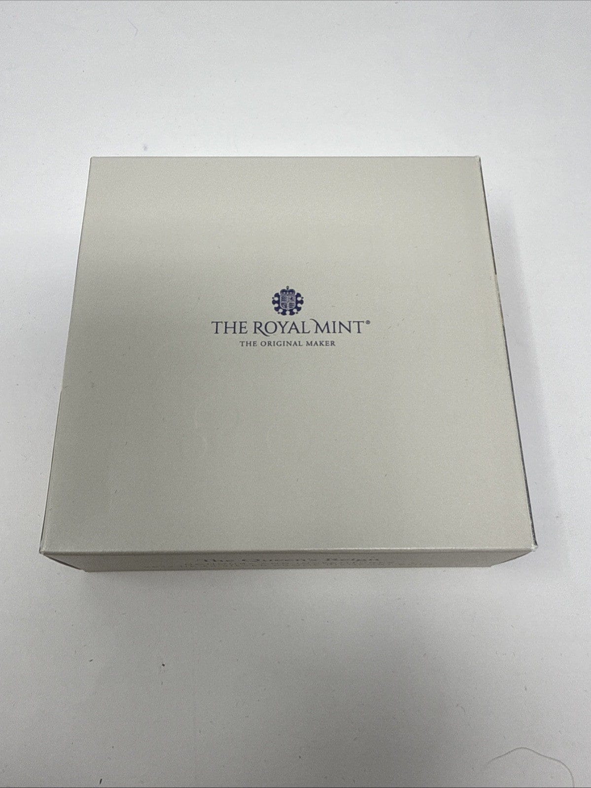 Exclusive Coins The Queens Reign 2022 UK £5 Silver Proof Piedfort Coin