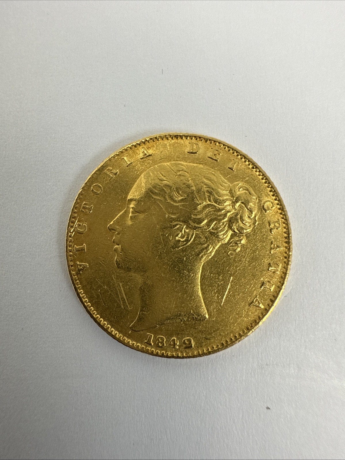 Exclusive Coins 1842 Queen Victoria Young Head Full Gold Sovereign Early Year