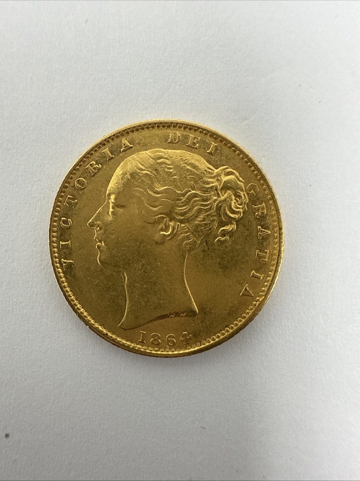 Exclusive Coins 1864 Gold Full Sovereign Queen Victoria Young Head Shield Back