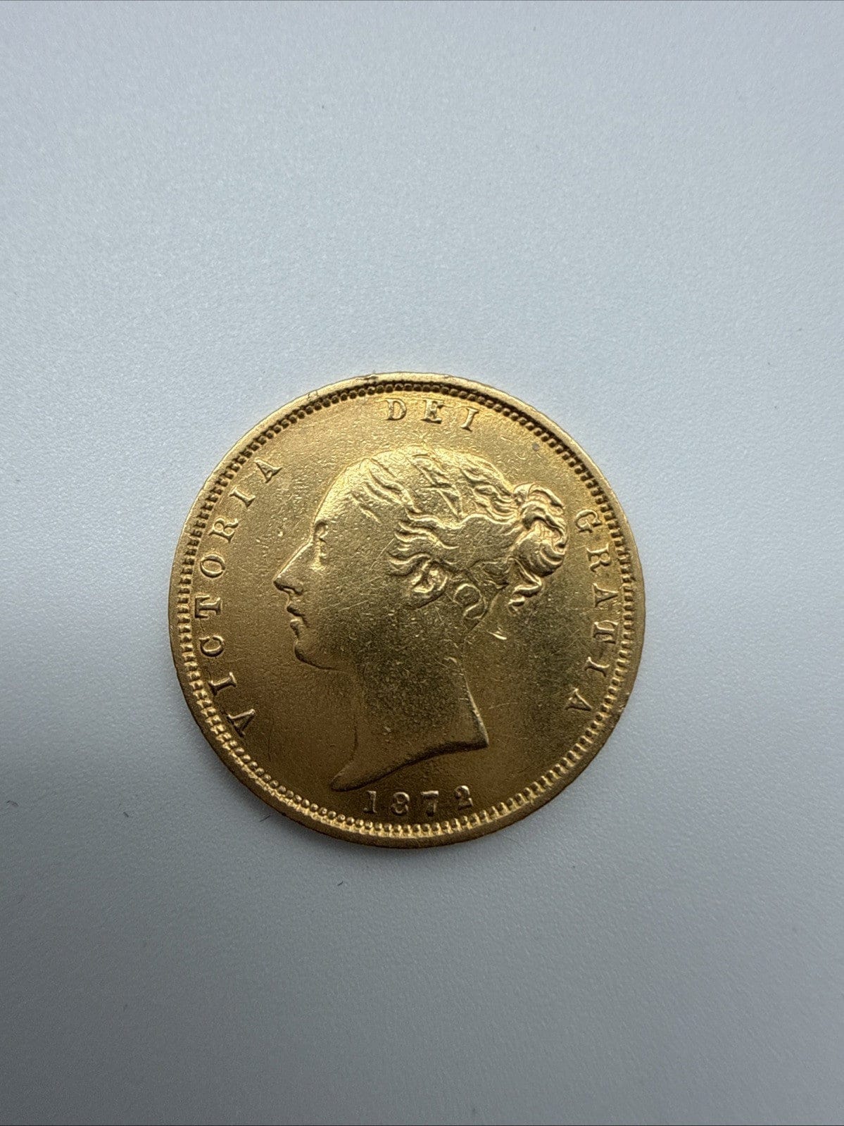 Exclusive Coins 1872 Queen Victoria Half Sovereign Young Head Struck In London 22k