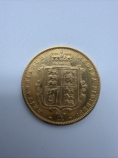 Exclusive Coins 1872 Queen Victoria Half Sovereign Young Head Struck In London 22k