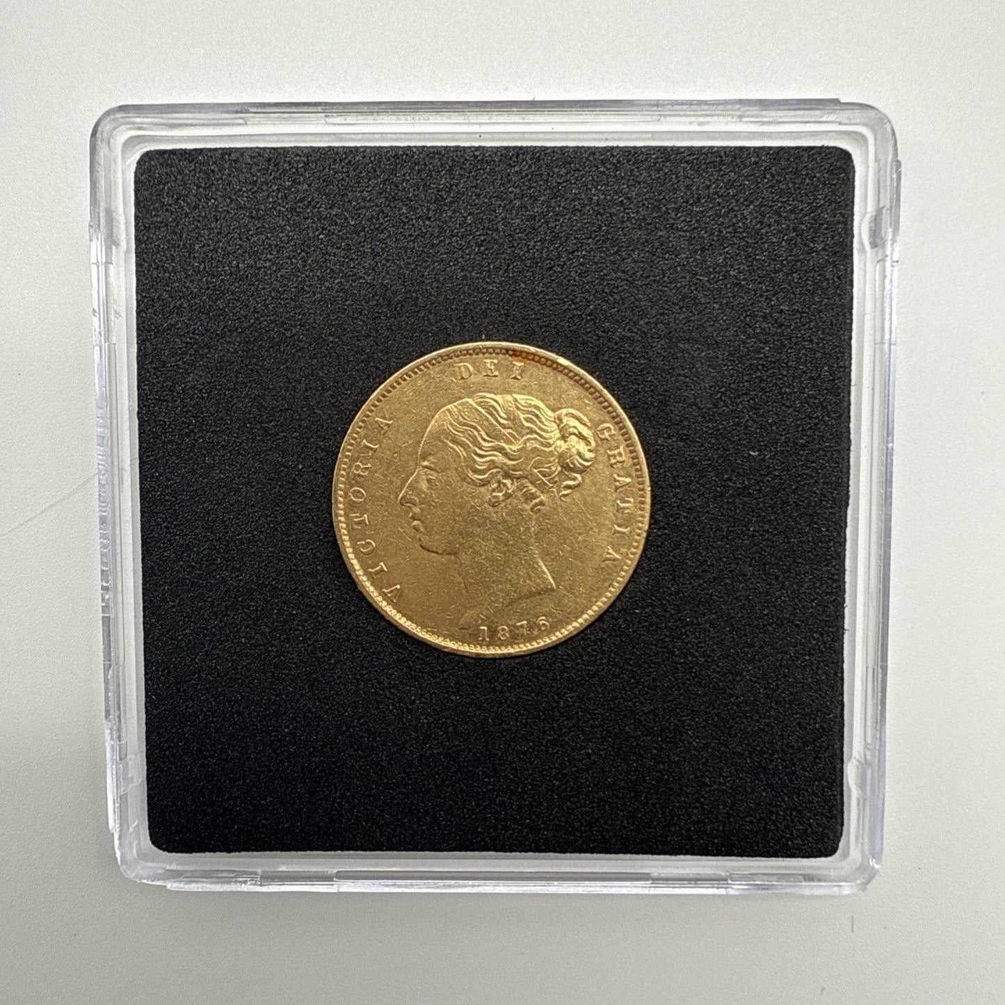 Exclusive Coins 1876 Queen Victoria Shield Reverse Young Head Half Sovereign