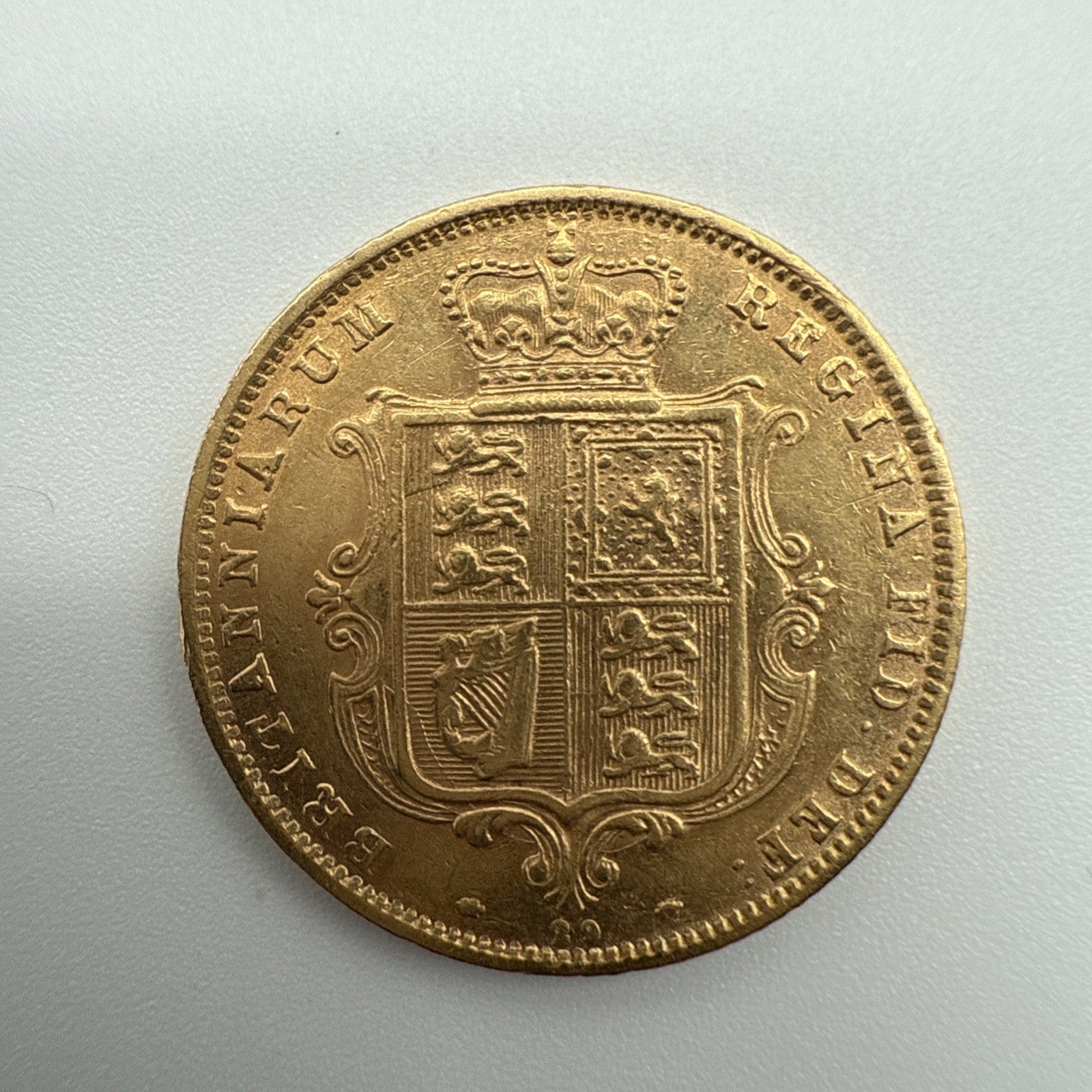 Exclusive Coins 1876 Queen Victoria Shield Reverse Young Head Half Sovereign