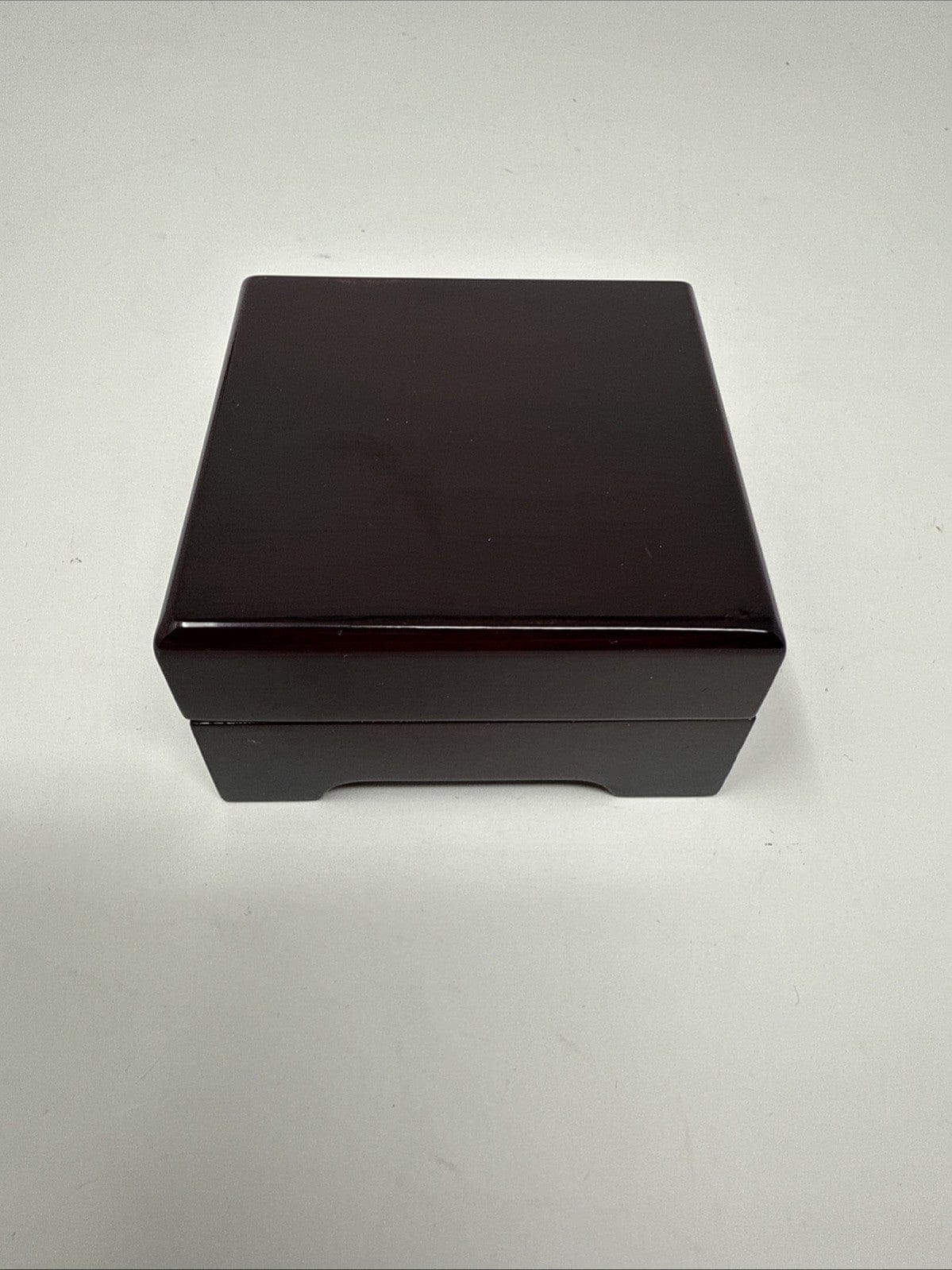 Exclusive Coins 1895 Queen Victoria Sydney Mint Full Gold Sovereign