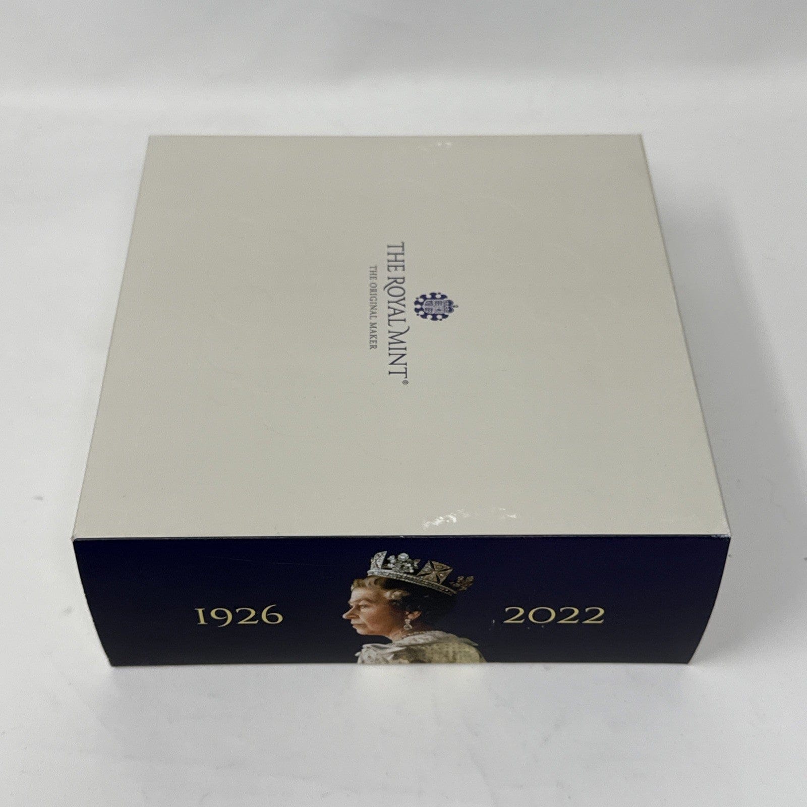 Exclusive Coins 1926 - 2022.  Memorial 5 Oz Fine Silver Proof Coin Queen Elizabeth II Royal Mint