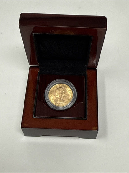 Exclusive Coins 1957 Queen Elizabeth II First Issue Full Gold Sovereign Nice Grade