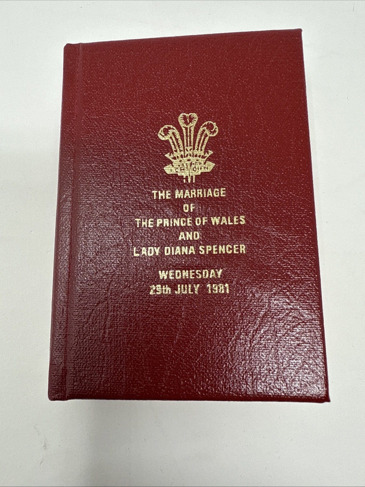 Exclusive Coins 1981 The Prince Of Wales & Lady Diana Gold BU Sovereign 22k