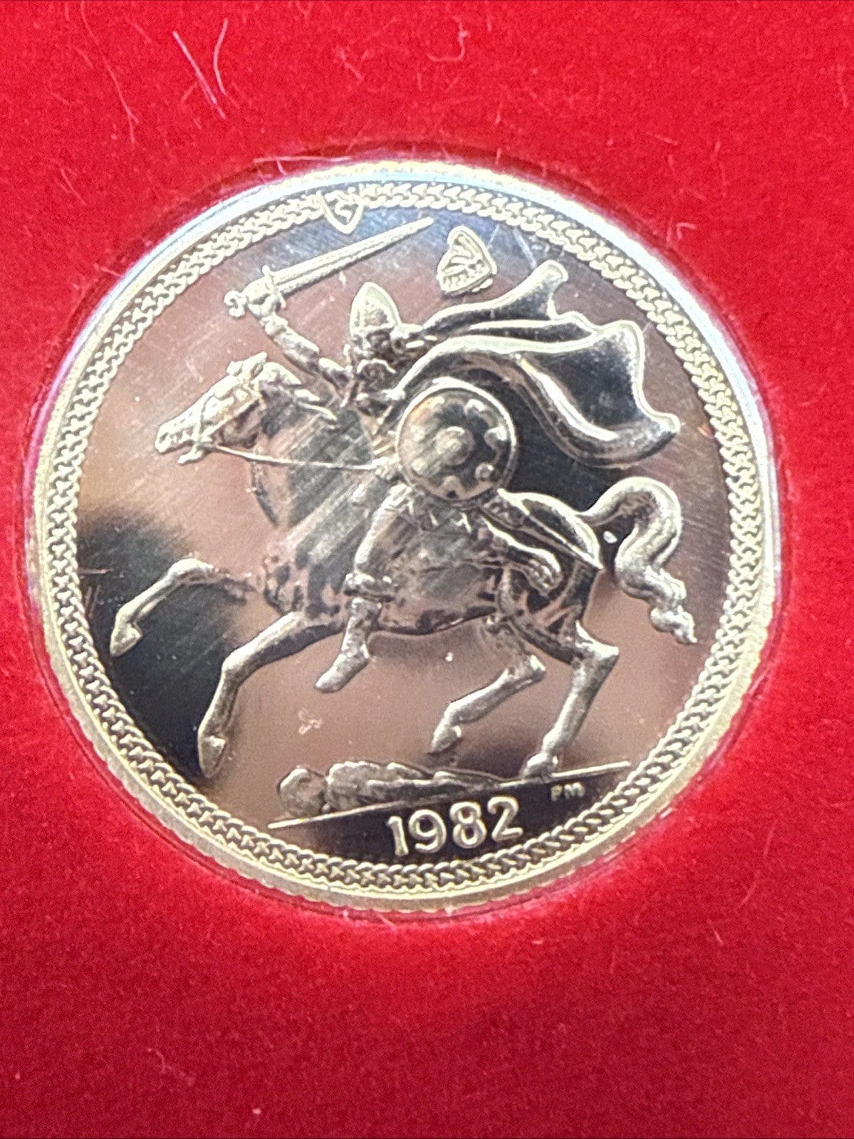 Exclusive Coins 1982 Prince William Gold BU Half Sovereign 22k  As Struck Isle Of Man