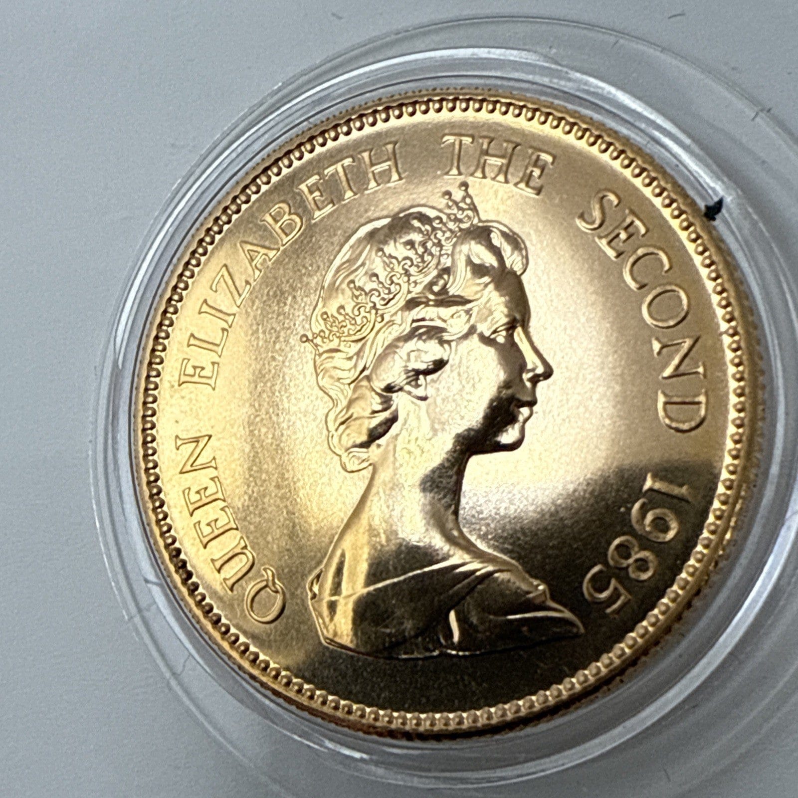 Exclusive Coins 1985 $1000 Lunar  Year Of The Ox  22k Gold Two Pound Coin  Royal Mint As Struck