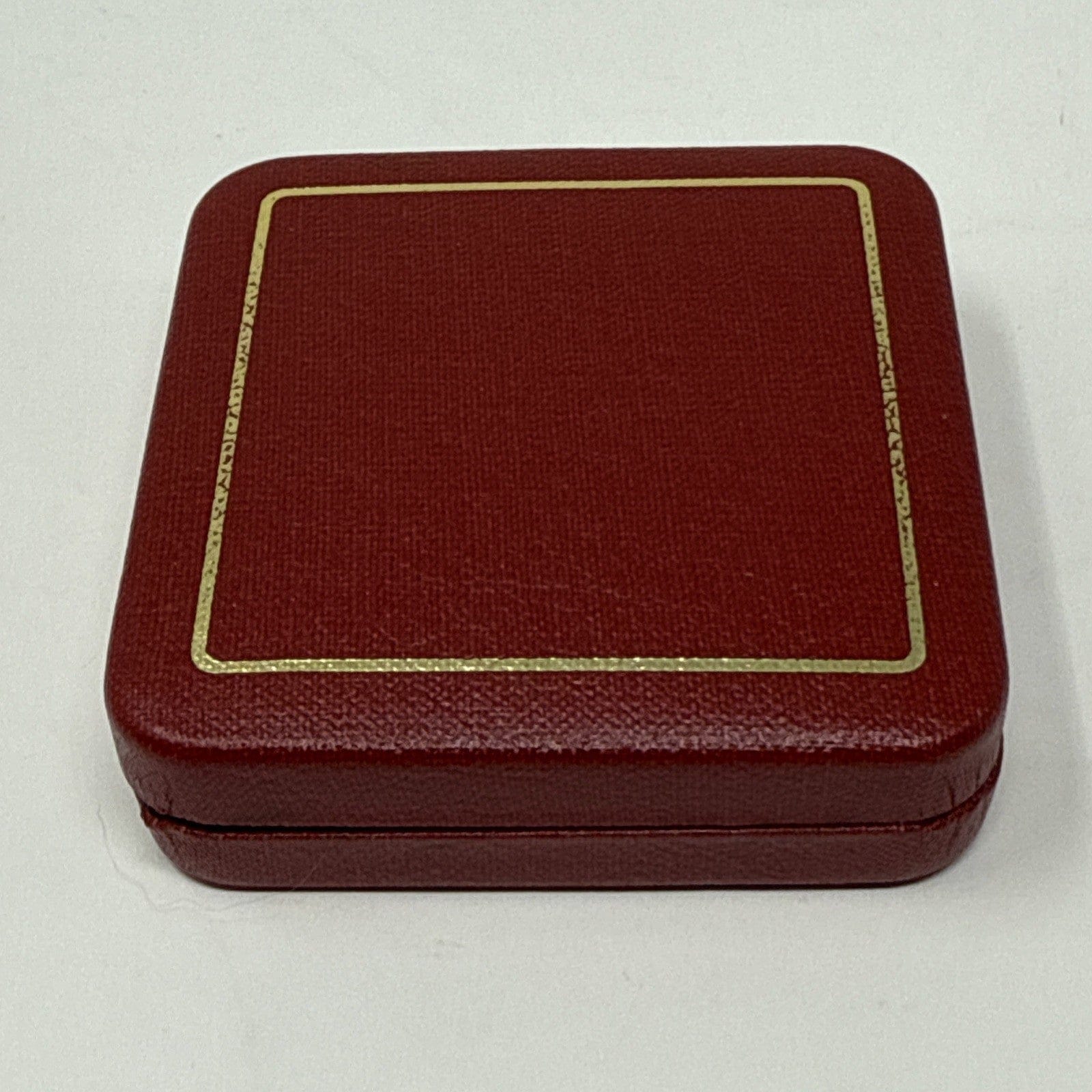 Exclusive Coins 1985 $1000 Lunar  Year Of The Ox  22k Gold Two Pound Coin  Royal Mint As Struck