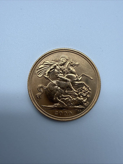 Exclusive Coins 2000 Queen Elizabeth II Full Gold Sovereign 22k #2