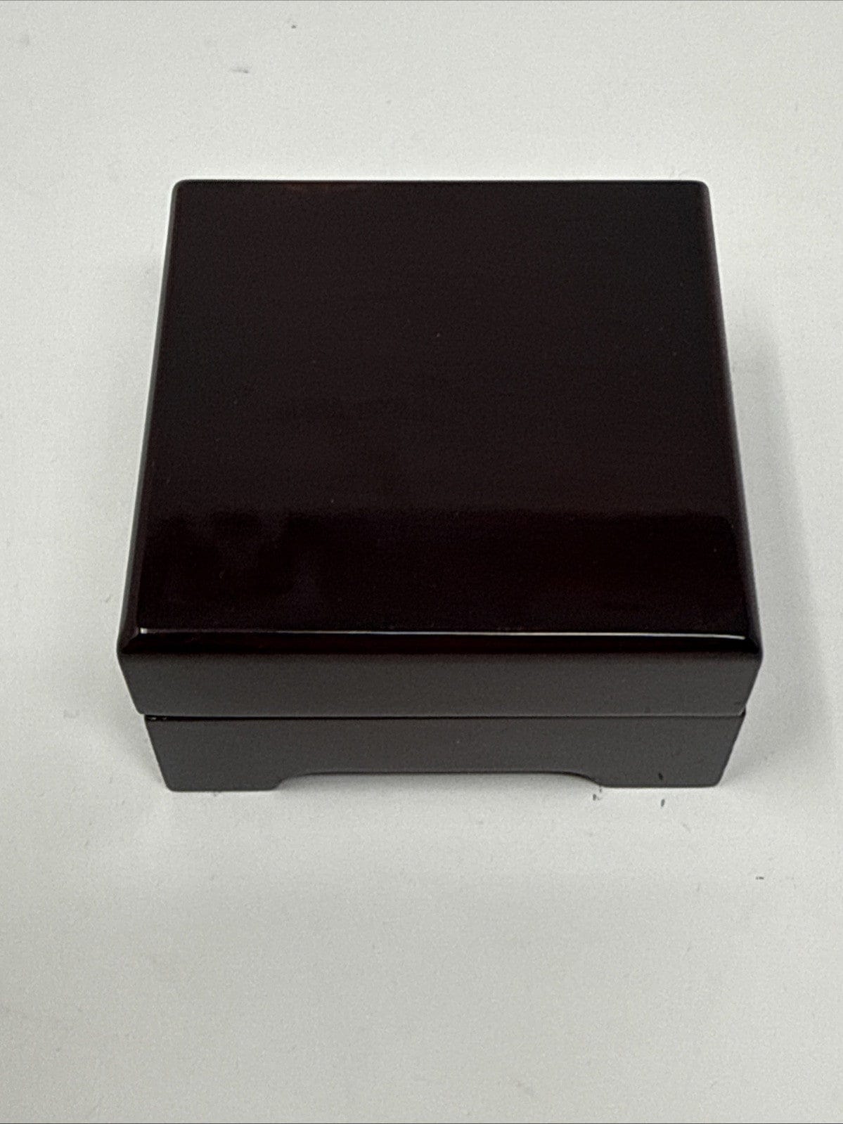 Exclusive Coins 2007 Queen Elizabeth II Full Gold Sovereign 22k