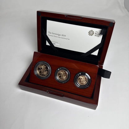 Exclusive Coins 2019 Queen Elizabeth II Premium Gold 3 Coin Set  Only 450 Issued  22k As Struck
