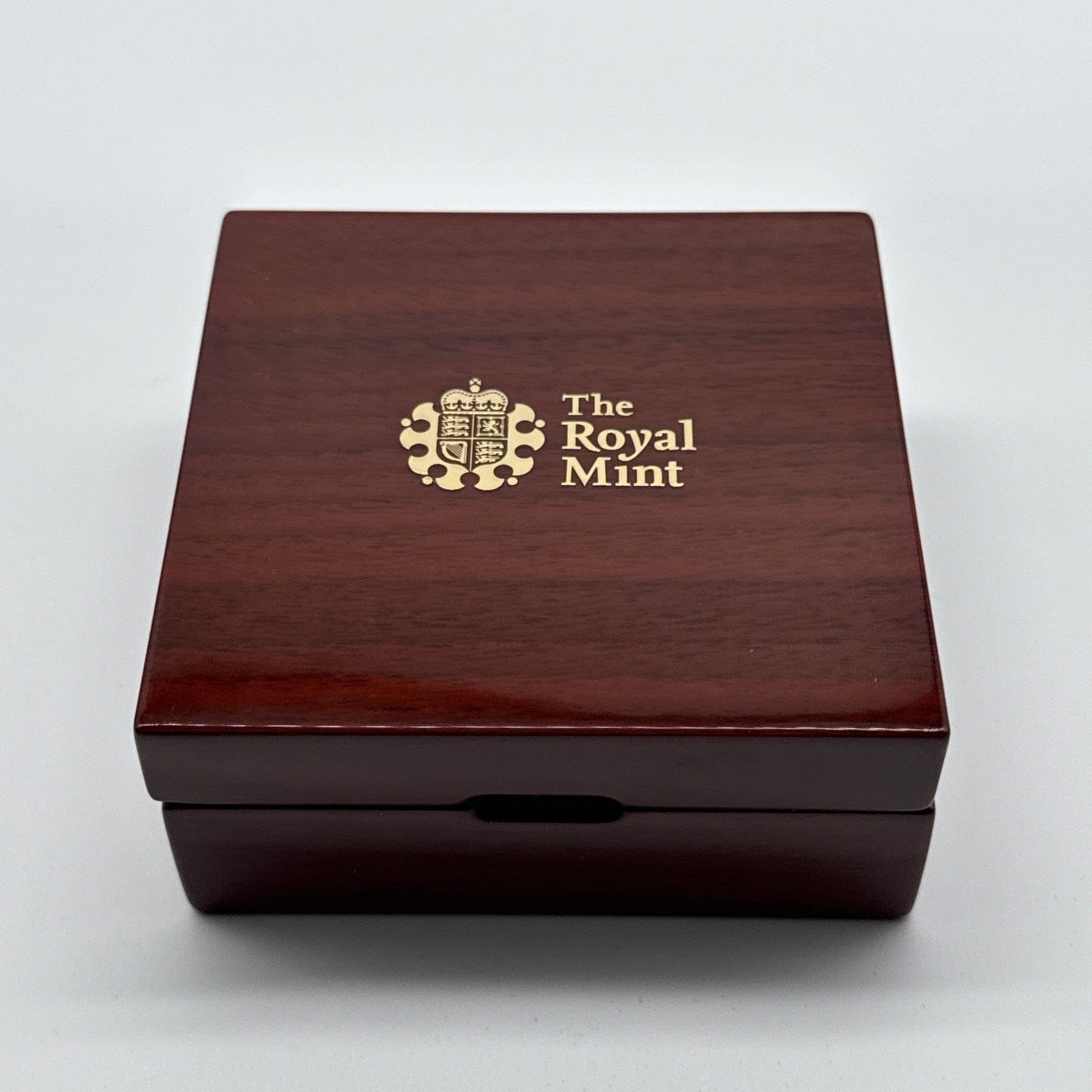 Exclusive Coins 2020 The 75th Anniversary Of The End Of The Second World War £5 Gold Proof Coin