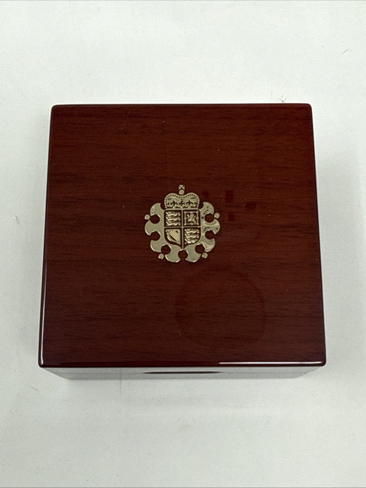 Exclusive Coins 2021 Queen Elizabeth II Proof Full Gold Sovereign As Struck Condition Royal