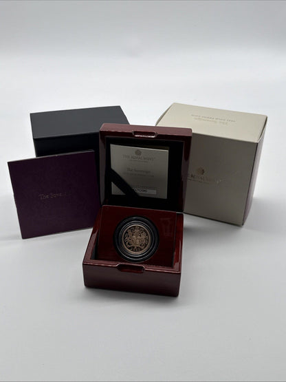 Exclusive Coins 2022 Queen Elizabeth II Proof Platinum Jubilee Full Gold Sovereign