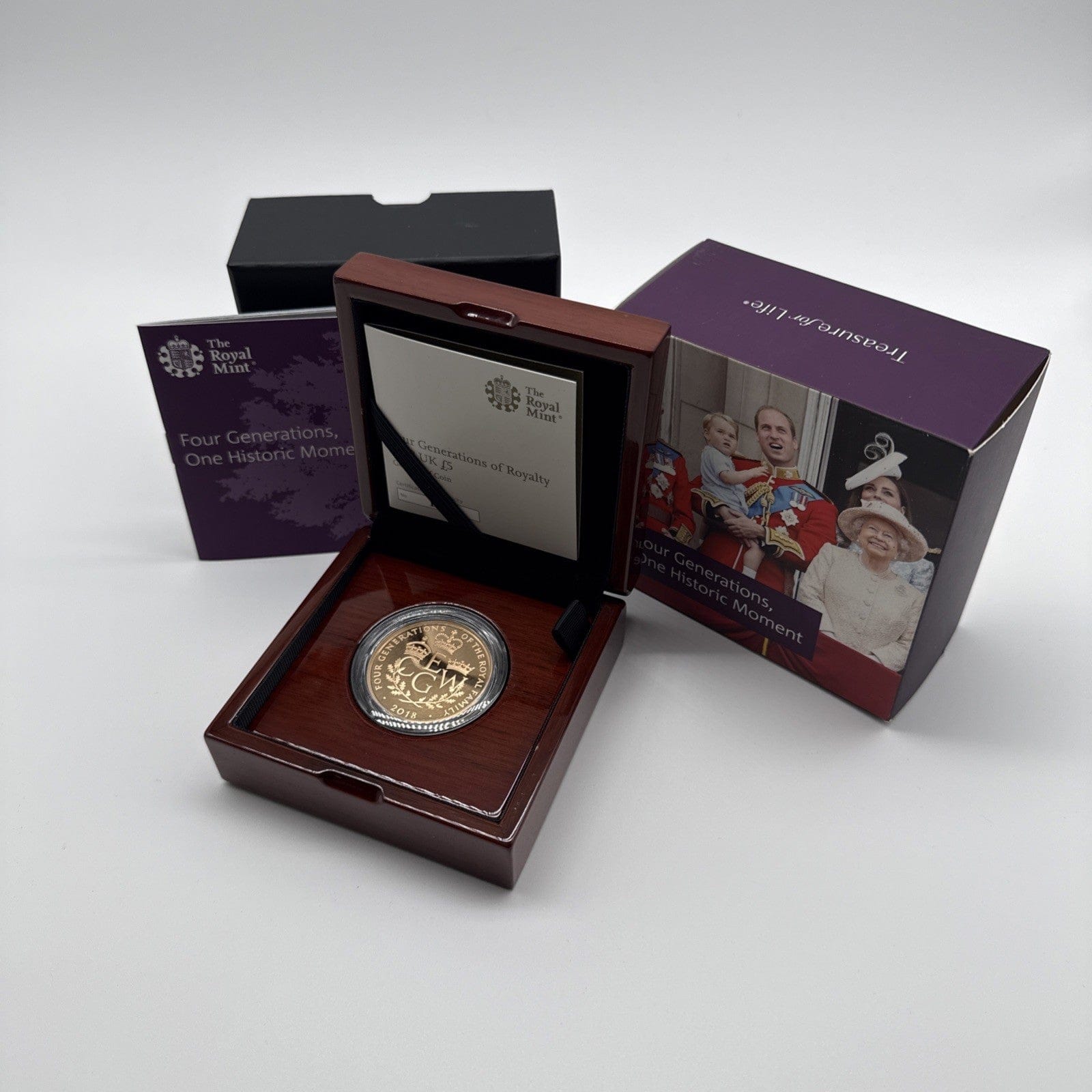 Exclusive Coins Queen Elizabeth II 2018 Four Generations Of Royalty Gold Proof £5 Coin 22k