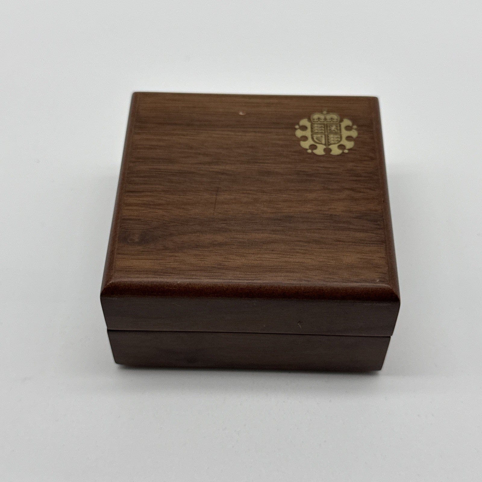 Exclusive Coins The 2008 Uk Queen Elizabeth I £5 Gold Proof Coin 22k Royal Mint