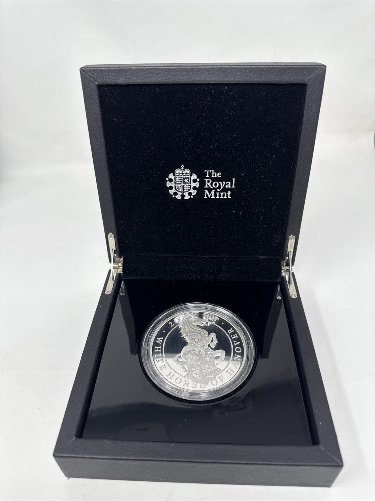 Exclusive Coins The Queens Beast 5oz Silver Proof The White Horse Of Hanover 999.9 Fine